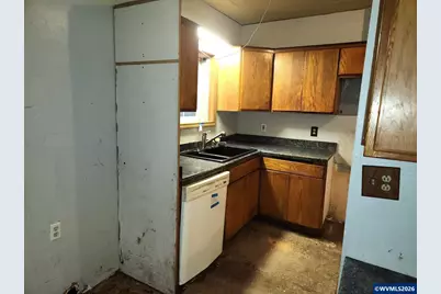 816 14th Av, Sweet Home, OR 97386 - Photo 6