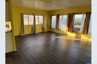 5660 44th Av NE, Salem, OR 97305 - Photo 2