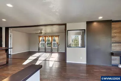 1033 Camelot Dr, Salem, OR 97306 - Photo 8