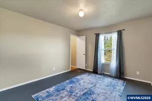 1033 Camelot Dr, Salem, OR 97306 - Photo 40