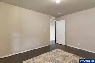 1033 Camelot Dr S, Salem, OR 97306 - Photo 36