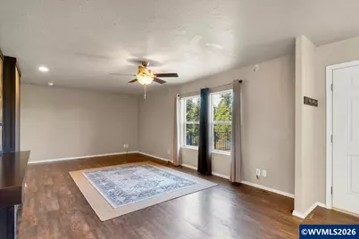 1033 Camelot Dr S, Salem, OR 97306 - Photo 30