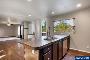 1033 Camelot Dr, Salem, OR 97306 - Photo 12