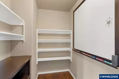 1033 Camelot Dr, Salem, OR 97306 - Photo 18
