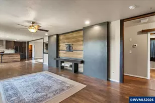 1033 Camelot Dr S, Salem, OR 97306 - Photo 32