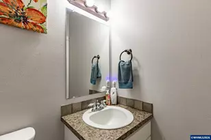 238 W Jadon Dr, Lebanon, OR 97355 - Photo 12