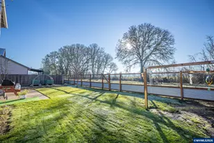 238 W Jadon Dr, Lebanon, OR 97355 - Photo 2