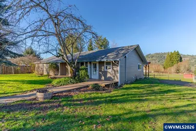 38159 Weirich Dr, Lebanon, OR 97355 - Photo 1