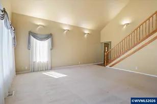 41715 Miles Ln, Lebanon, OR 97355 - Photo 4