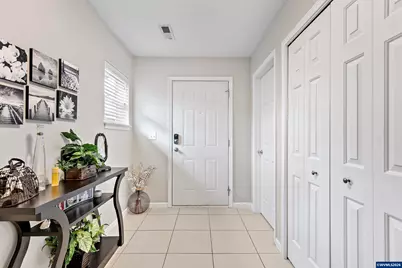 30366 SW Ruth St, Wilsonville, OR 97070 - Photo 2