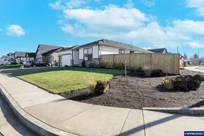 510 NE Aspen St, Sublimity, OR 97385 - Photo 2