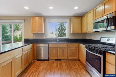 981 Ratcliff Dr SE, Salem, OR 97302 - Photo 14