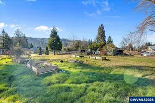 636 Birch St, Lyons, OR 97358 - Photo 34