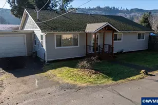 636 Birch St, Lyons, OR 97358 - Photo 2