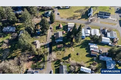 636 Birch St, Lyons, OR 97358 - Photo 42