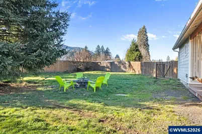 636 Birch St, Lyons, OR 97358 - Photo 26