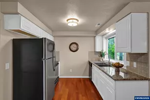 1984 SE Crystal Circle Dr, Corvallis, OR 97333 - Photo 16