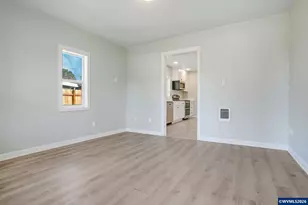 856 Highland Ave NE, Salem, OR 97301 - Photo 18