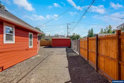 856 Highland Av NE, Salem, OR 97301 - Photo 10
