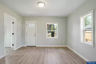 856 Highland Ave NE, Salem, OR 97301 - Photo 20