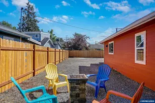 856 Highland Ave NE, Salem, OR 97301 - Photo 6