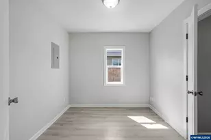 856 Highland Ave NE, Salem, OR 97301 - Photo 26