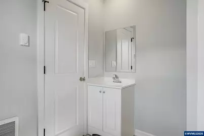 856 Highland Av NE, Salem, OR 97301 - Photo 28