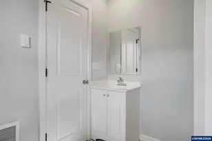 856 Highland Ave NE, Salem, OR 97301 - Photo 28