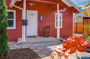 856 Highland Ave NE, Salem, OR 97301 - Photo 4