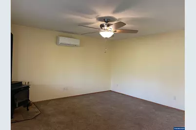 617 SW Monroe St, Sheridan, OR 97378 - Photo 36