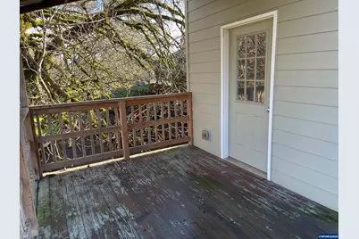 617 SW Monroe St, Sheridan, OR 97378 - Photo 8