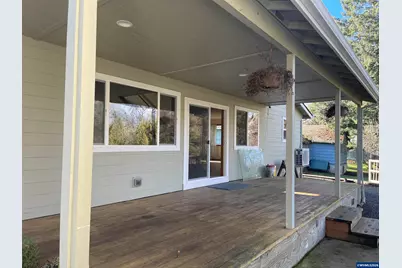 617 SW Monroe St, Sheridan, OR 97378 - Photo 14