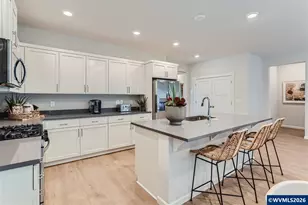 5693 Edward Ct SE, Albany, OR 97322 - Photo 4