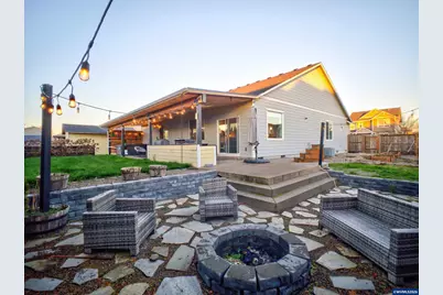 6284 NE Barker St, Albany, OR 97321 - Photo 12