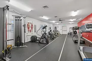 1386 Vanderbeck Ln, Woodburn, OR 97071 - Photo 34