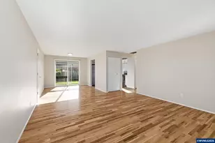 1386 Vanderbeck Ln, Woodburn, OR 97071 - Photo 8