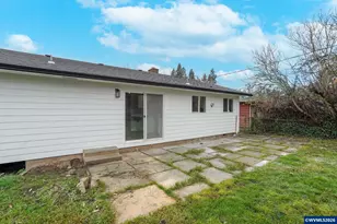 142 45th Ave NE, Salem, OR 97301 - Photo 32