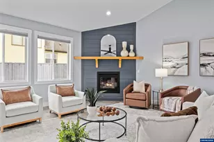 819 Riley Dr, Silverton, OR 97381 - Photo 2