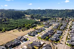 819 Riley Dr, Silverton, OR 97381 - Photo 36