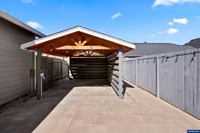 819 Riley Dr, Silverton, OR 97381 - Photo 34