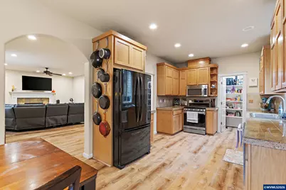 19537 Morrie Dr, Oregon City, OR 97045 - Photo 14