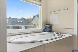 19537 Morrie Dr, Oregon City, OR 97045 - Photo 32