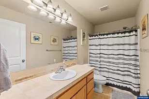 19537 Morrie Dr, Oregon City, OR 97045 - Photo 24