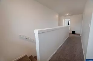 2303 NE Deciduous Ave, Albany, OR 97321 - Photo 20