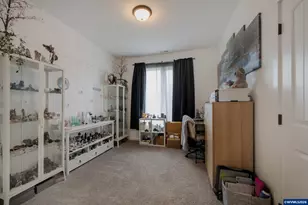 2303 NE Deciduous Ave, Albany, OR 97321 - Photo 16