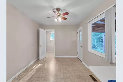 4273 Penny Dr S, Salem, OR 97302 - Photo 14