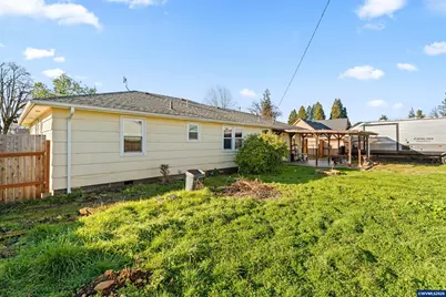 1185 Franklin St, Lebanon, OR 97355 - Photo 22