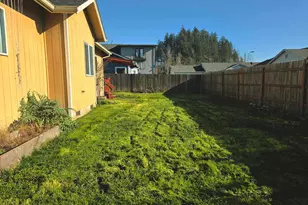 3125 V St St, Springfield, OR 97477 - Photo 16