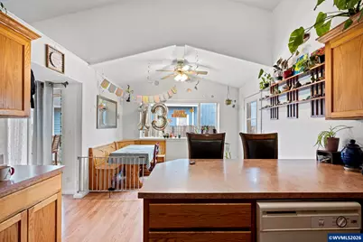 3125 V St St, Springfield, OR 97477 - Photo 10