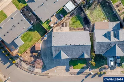 1860 Plateau Dr NE, Salem, OR 97305 - Photo 4